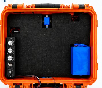 Inside the lid: control panel with volume, bass and treble knobs